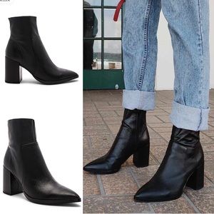 Tony Bianca Brazen Bootie, Black Leather, Size 6